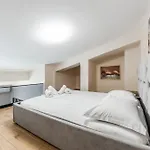 Luma Penthouses By Τίρανα