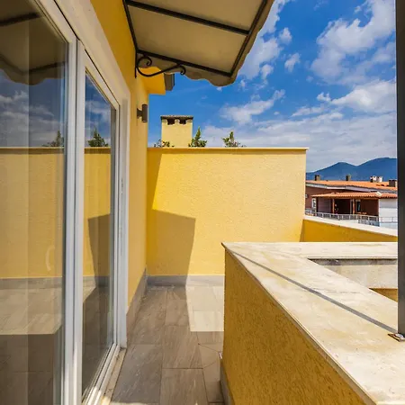 Luma Penthouses By Τίρανα