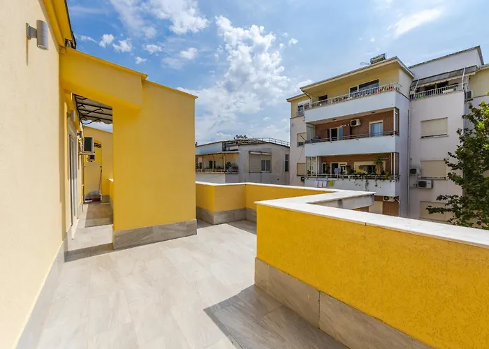 Luma Penthouses By * Τίρανα